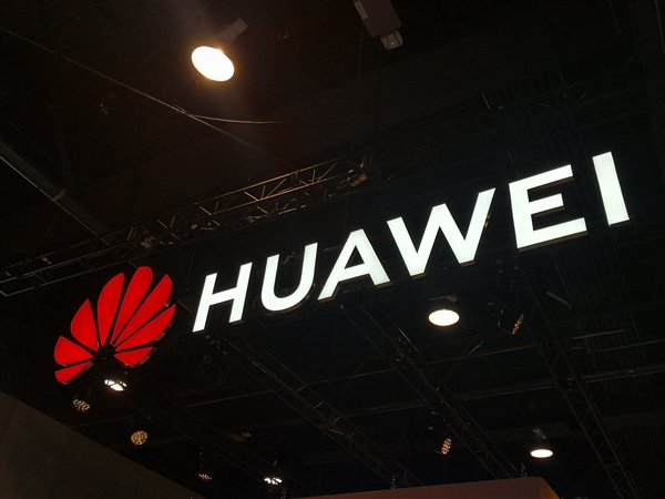 疯狂抢夺英伟达工程师！黄仁勋：不再将中国市场纳入业绩预测 业务被迫让给华(🥋)为